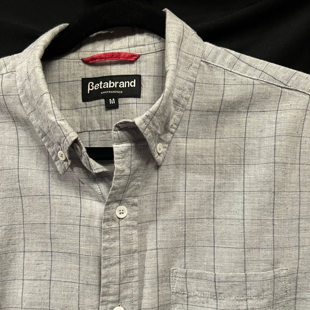Betabrand Men’s Gray Plaid Button Down Shirt